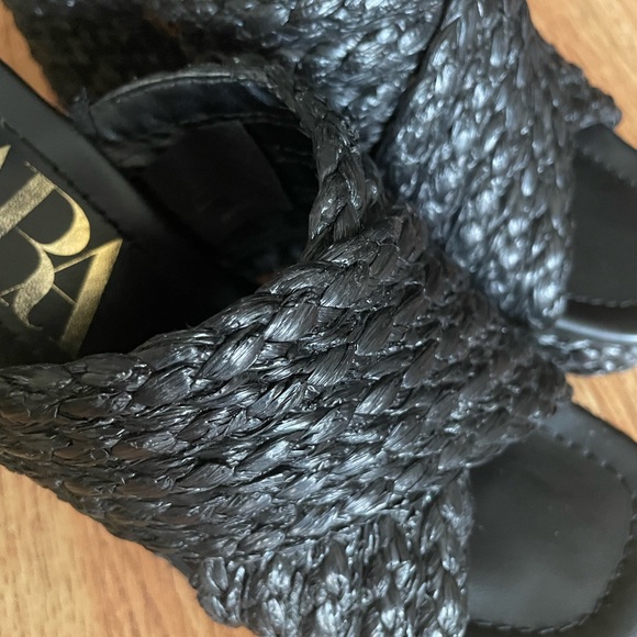 Black Rattan Platform Sandals 37 - Picture 4 of 4